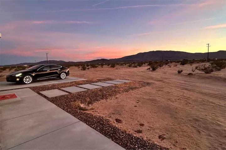 Serene Modern Home Backdoor With Great Wifi, Games, Movies, Patio Seating And Bbq Easy Access To North Joshua Tree National Park In 10 Minutes Twentynine Palms Ngoại thất bức ảnh