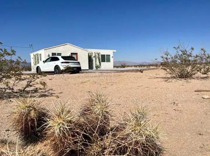 Serene Modern Home Backdoor With Great Wifi, Games, Movies, Patio Seating And Bbq Easy Access To North Joshua Tree National Park In 10 Minutes Twentynine Palms Ngoại thất bức ảnh