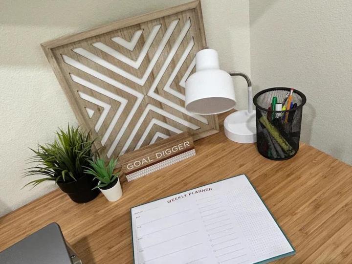 Serene Modern Home Backdoor With Great Wifi, Games, Movies, Patio Seating And Bbq Easy Access To North Joshua Tree National Park In 10 Minutes Twentynine Palms Ngoại thất bức ảnh