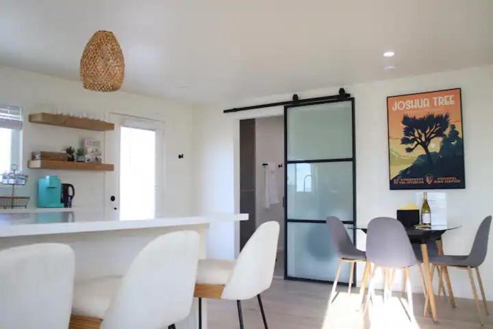 Serene Modern Home Backdoor With Great Wifi, Games, Movies, Patio Seating And Bbq Easy Access To North Joshua Tree National Park In 10 Minutes Twentynine Palms Ngoại thất bức ảnh