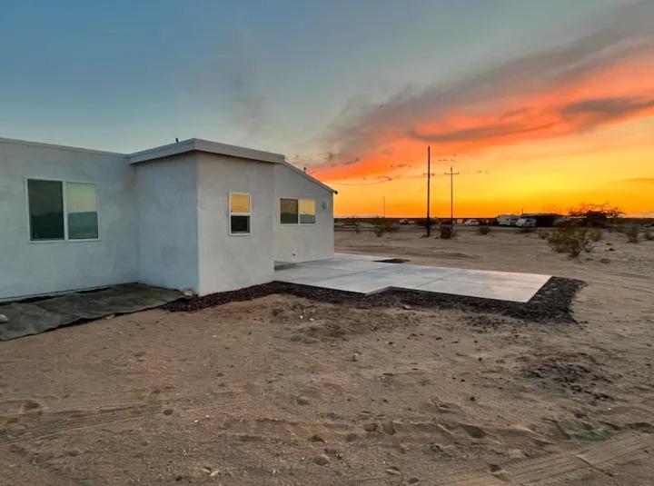 Serene Modern Home Backdoor With Great Wifi, Games, Movies, Patio Seating And Bbq Easy Access To North Joshua Tree National Park In 10 Minutes Twentynine Palms Ngoại thất bức ảnh