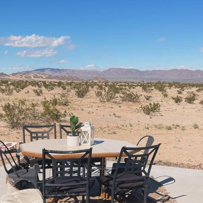 Serene Modern Home Backdoor With Great Wifi, Games, Movies, Patio Seating And Bbq Easy Access To North Joshua Tree National Park In 10 Minutes Twentynine Palms Ngoại thất bức ảnh